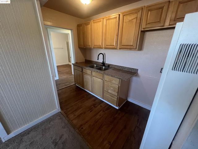 619 W 6Th St, Antioch CA: https://media.crmls.org/mediaz/b6923027-dca9-4610-bfa1-67ef0dc07164.jpg