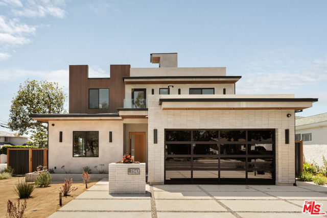 7543 Denrock Avenue, Los Angeles CA: https://media.crmls.org/mediaz/b6929597-eb6a-4d0b-ab55-d5e365409eff.jpg