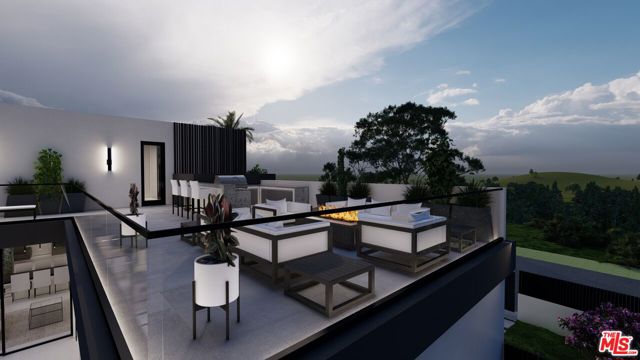 645 Walther Way, Los Angeles CA: https://media.crmls.org/mediaz/b6934a7f-036c-4277-8239-b4a4e683895a.jpg
