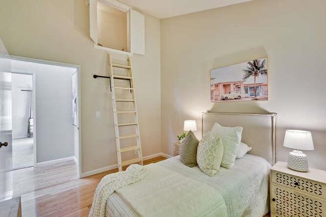 269 Bush Street, Mountain View CA: https://media.crmls.org/mediaz/b693502d-0ac9-4801-a223-32f9716ff989.jpg