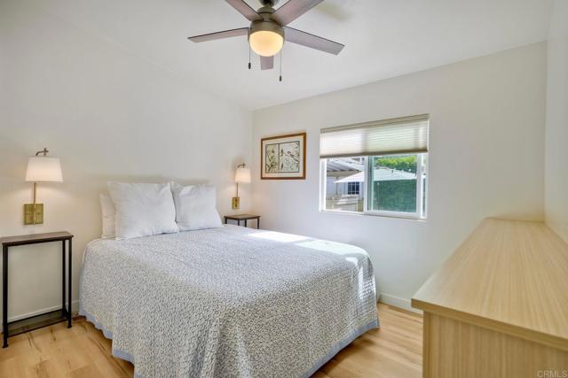 699 N Vulcan Avenue, Encinitas CA: https://media.crmls.org/mediaz/b6947e75-7529-4538-8327-5a88163173ff.jpg