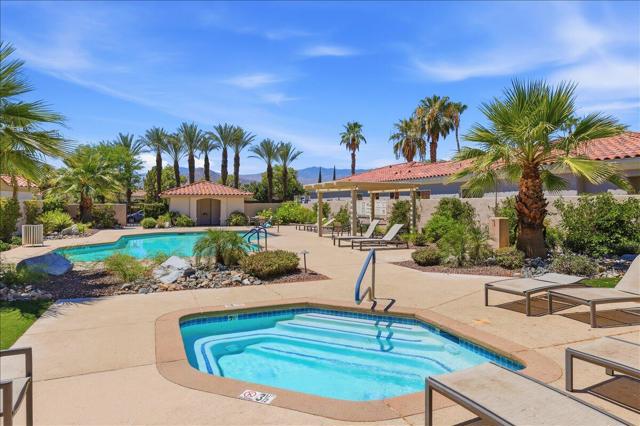 370 Gold Canyon Drive, Palm Desert, CA 92211
