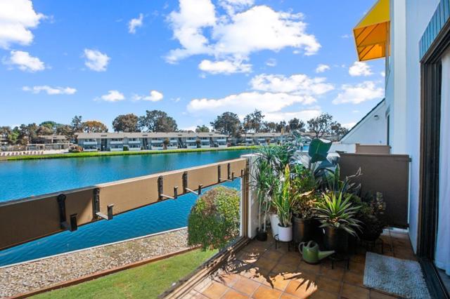 1029 Lido Lane, Foster City CA: https://media.crmls.org/mediaz/b696a4ab-b93d-426b-add0-64648a810725.jpg