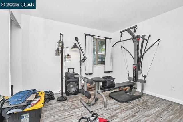 1255 Lakeview Cir, Pittsburg CA: https://media.crmls.org/mediaz/b697cc7d-4ae6-4966-b8cb-d4ba0fddd7cf.jpg