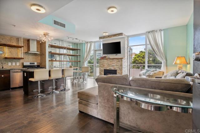Detail Gallery Image 5 of 43 For 1277 Kettner Bld #300,  San Diego,  CA 92101 - 2 Beds | 2/1 Baths