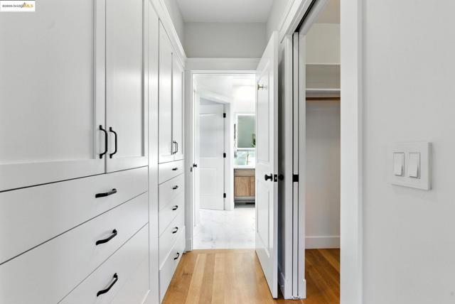 1020 Channing Ave, Palo Alto CA: https://media.crmls.org/mediaz/b6993fb1-1089-420c-81d2-f401da287d14.jpg