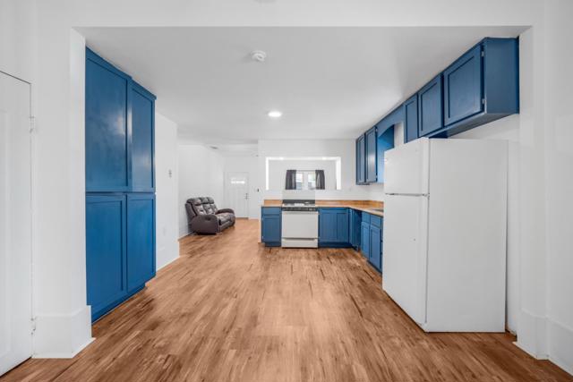 1511 W Tulare Avenue, Newman CA: https://media.crmls.org/mediaz/b6994c68-c8fb-4e42-be68-af8266d2c985.jpg