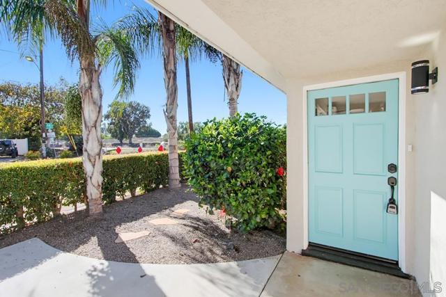 2604 Magnolia Ave, San Diego CA: https://media.crmls.org/mediaz/b69b75f2-d0c1-443e-bbae-5ded9fabbaf0.jpg