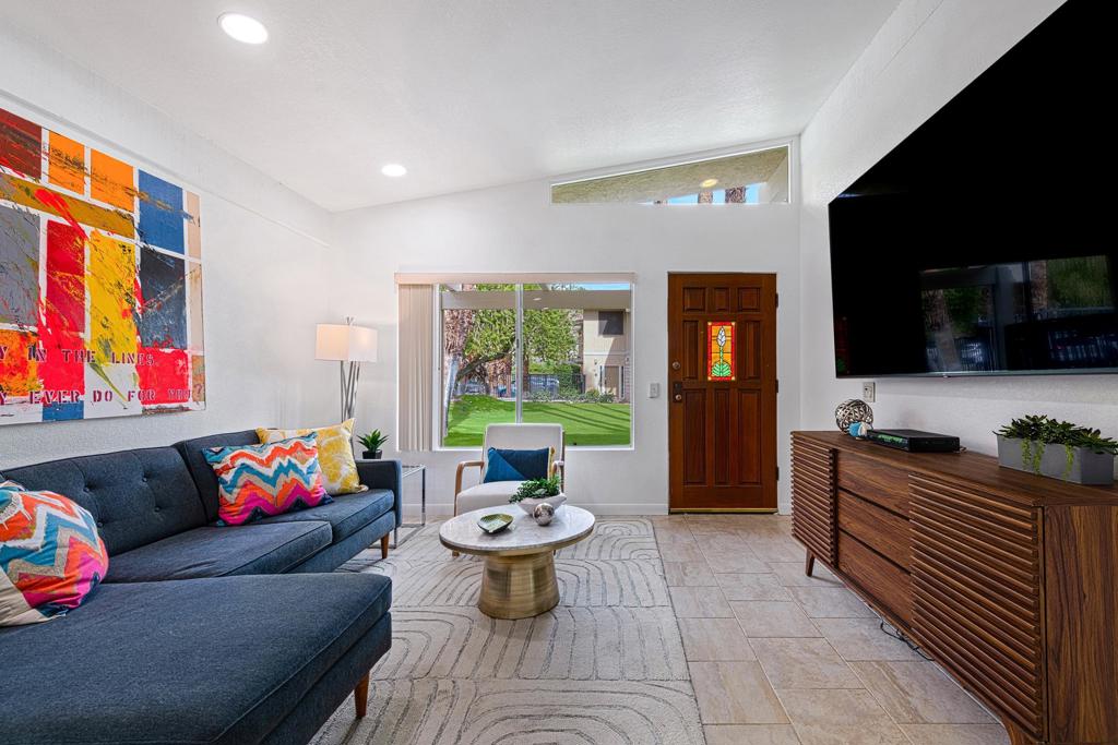 MLS #219138888PS image #2