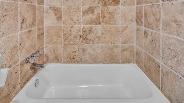 14 Gary Circle, Palm Springs CA: https://media.crmls.org/mediaz/b69dc37a-333d-4ed7-896e-c87b5ba235e6.jpg