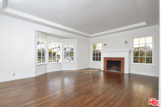 1926 Greenfield Avenue, Los Angeles CA: https://media.crmls.org/mediaz/b69dcc54-bab0-45e9-998a-17e0295e8fe1.jpg