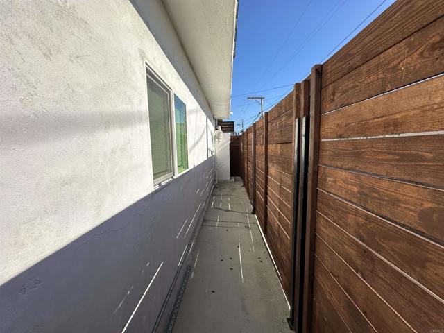 515 Lantana Drive, National City CA: https://media.crmls.org/mediaz/b69e015a-e4a6-435f-8ff8-29c8bf03f6cf.jpg