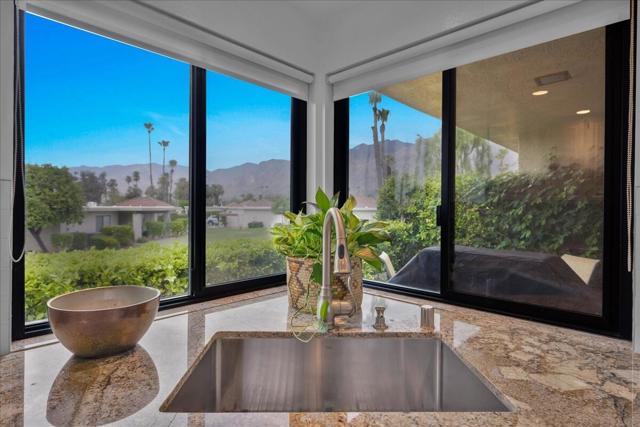 737 N Madrid Circle, Palm Springs, CA 92262