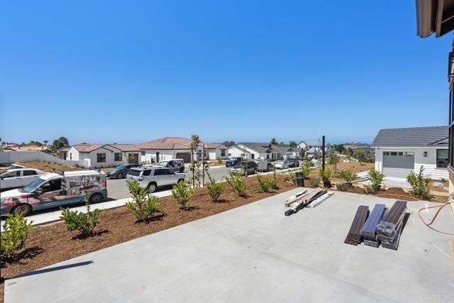 1211 Stonemark Place, Vista CA: https://media.crmls.org/mediaz/b69ee2a5-6df7-40a6-8a65-2c5680b82de9.jpg