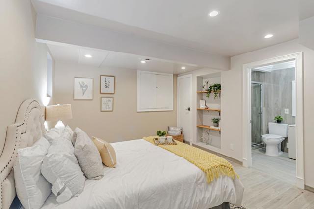 3119 Oak Knoll Drive, Redwood City CA: https://media.crmls.org/mediaz/b6a0ab2b-765b-464f-b9ad-28f5a42b1d72.jpg
