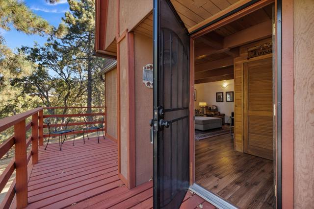 54370 Valley, Idyllwild CA: https://media.crmls.org/mediaz/b6a0be1a-b2b7-4407-9088-a0f9950d3df7.jpg