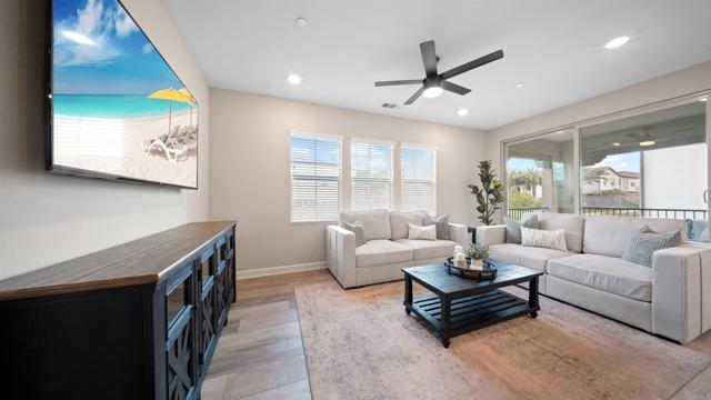 10861 Blake Way, San Diego CA: https://media.crmls.org/mediaz/b6a2f3e0-c5fa-47be-9721-42237e5eaba8.jpg