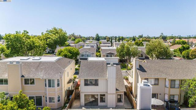 3664 Thrush Terrace, Fremont CA: https://media.crmls.org/mediaz/b6a49360-e560-46c6-b396-3fe89018955c.jpg
