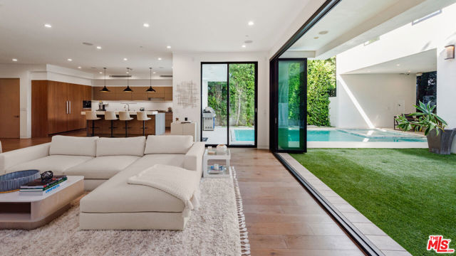 836 N Ogden Drive, Los Angeles CA: https://media.crmls.org/mediaz/b6a4c121-1e64-4ac9-923f-dfe9b4d2d460.jpg