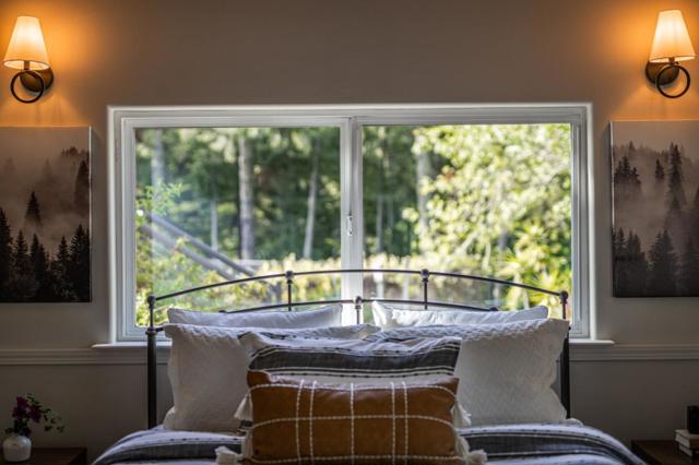 19445 Black Road, Los Gatos CA: https://media.crmls.org/mediaz/b6a68a8c-e7d3-4d66-b5e3-da73afb6ea88.jpg