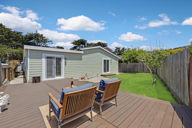 360 Fairway Drive, Pacifica CA: https://media.crmls.org/mediaz/b6a7605d-f8a2-4c33-b2cb-6c14c0280bef.jpg