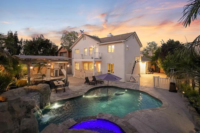 Detail Gallery Image 2 of 72 For 25351 Forest St, Corona,  CA 92883 - 5 Beds | 5 Baths