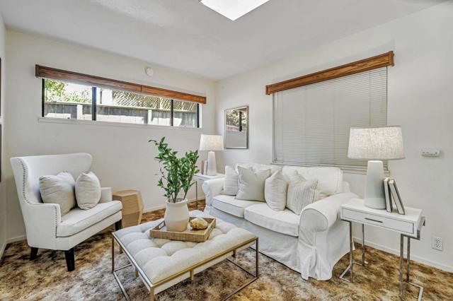 937 Parrott Drive, Hillsborough CA: https://media.crmls.org/mediaz/b6a9b924-971c-4770-ab09-9e4041bbcb4b.jpg