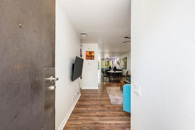 2812 N Auburn Court #207, Palm Springs, CA 92262