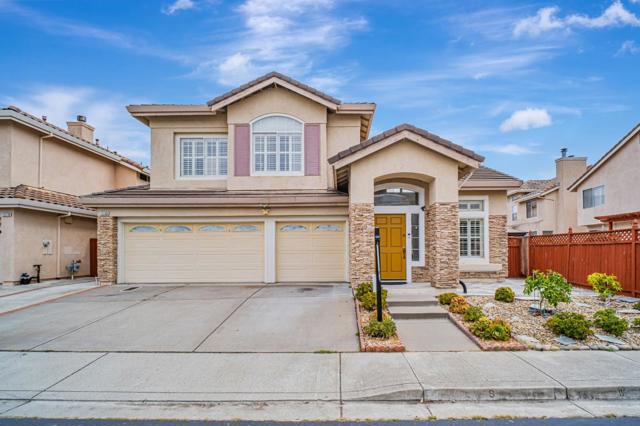 15180 Orion Rd, San Leandro CA: https://media.crmls.org/mediaz/b6aa7aae-9965-4b7e-b4ea-9f612c734dc3.jpg