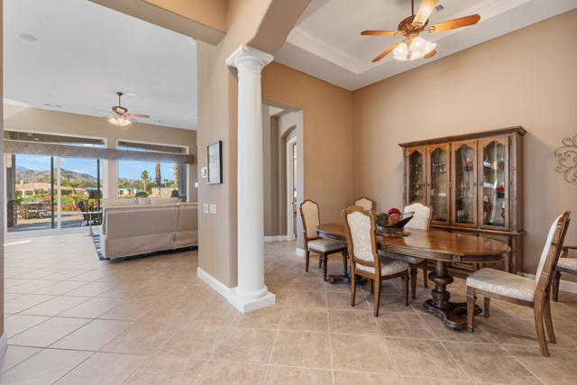 50605 Verano Drive, La Quinta CA: https://media.crmls.org/mediaz/b6ab12da-f093-4646-a333-4d92593f9e1d.jpg