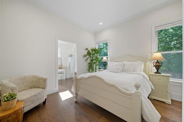 320 N Ellsworth Avenue, San Mateo CA: https://media.crmls.org/mediaz/b6ab7db6-0ec0-459c-a331-d7efe275f693.jpg