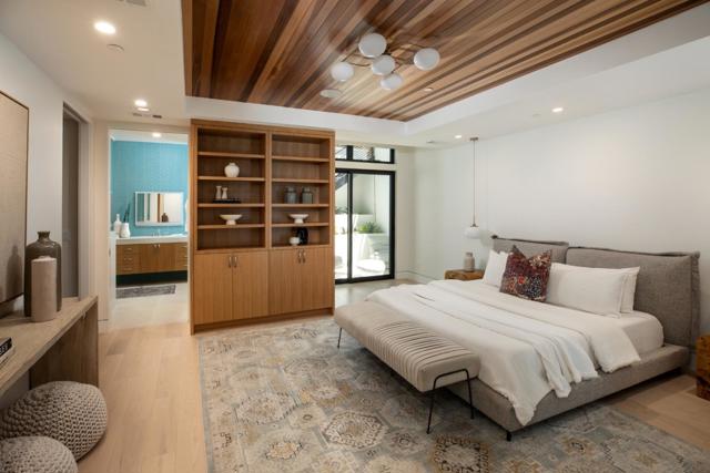 596 Franklin Street, Mountain View CA: https://media.crmls.org/mediaz/b6aef876-43ee-4c49-ad82-e7a1b251db37.jpg