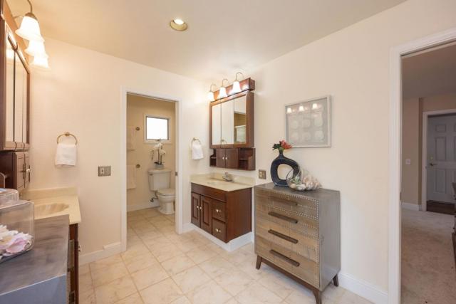 1077 Pearl Avenue, Moss Beach CA: https://media.crmls.org/mediaz/b6af5244-96e6-4e20-9c13-dac8657bc939.jpg