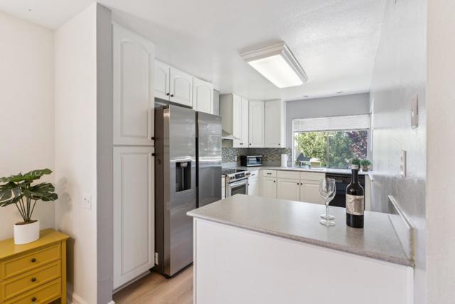 2340 Warfield Way, San Jose CA: https://media.crmls.org/mediaz/b6afb31c-8337-42ef-bf77-d722c80051cb.jpg