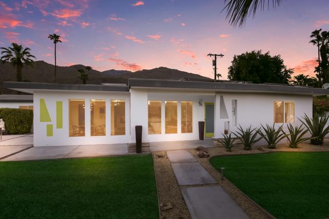 1529 S Calle Palo Fierro, Palm Springs CA: https://media.crmls.org/mediaz/b6afd81f-2e8b-42f4-8095-ccbad63db785.jpg