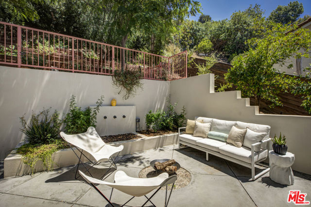 4614 San Andreas Avenue, Los Angeles CA: https://media.crmls.org/mediaz/b6b0bf31-58b3-4408-839f-d19cb1a42a2c.jpg