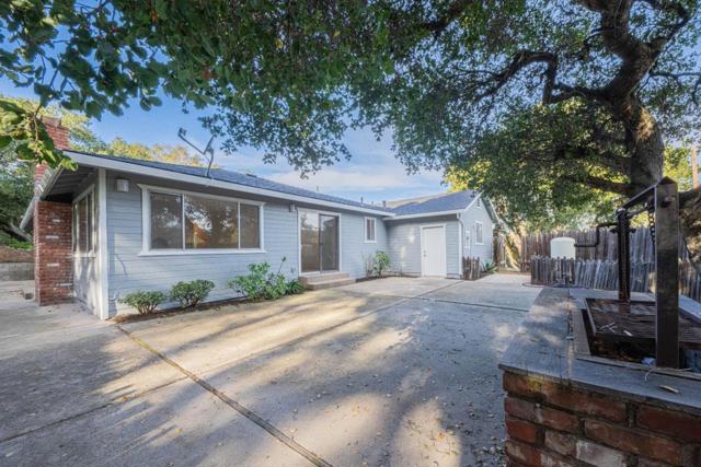 18924 Vierra Canyon Road, Prunedale CA: https://media.crmls.org/mediaz/b6b1ad69-1450-4b20-9077-12d948628359.jpg