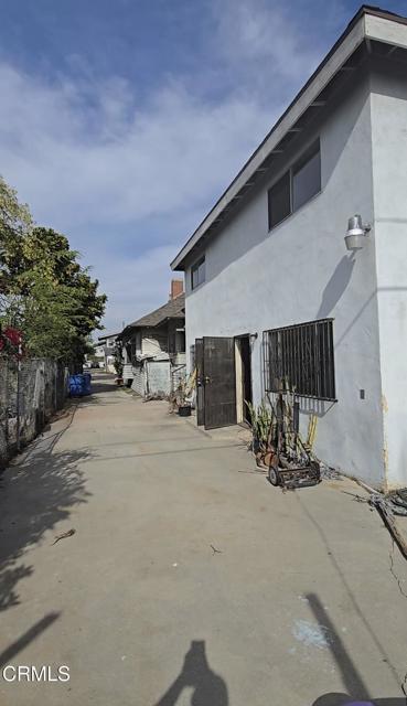 Detail Gallery Image 10 of 31 For 1020 W 42nd Pl, Los Angeles,  CA 90037 - – Beds | – Baths