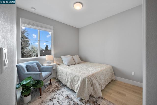 339 Pear Tree Ter, Napa CA: https://media.crmls.org/mediaz/b6b35632-dc0e-42c6-8148-4b8fba8f2088.jpg