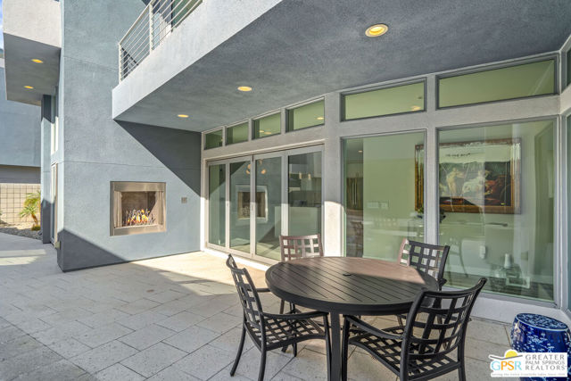 431 Suave Lane, Palm Springs CA: https://media.crmls.org/mediaz/b6b38eb1-af9f-4be9-9747-0c64e8ae4674.jpg