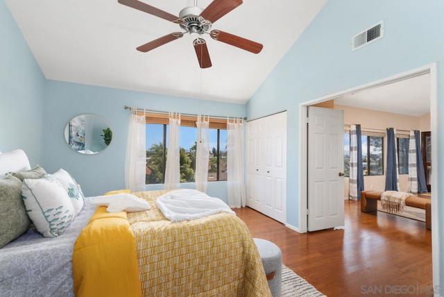 1541 Vaquero Gln, Escondido CA: https://media.crmls.org/mediaz/b6b40da1-ed94-4138-aa3a-a040fee849aa.jpg
