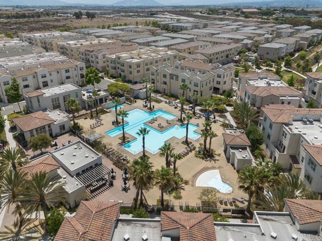 5241 Rockfish Lane, San Diego CA: https://media.crmls.org/mediaz/b6b46df6-a594-49bc-b778-216a1aaa514f.jpg