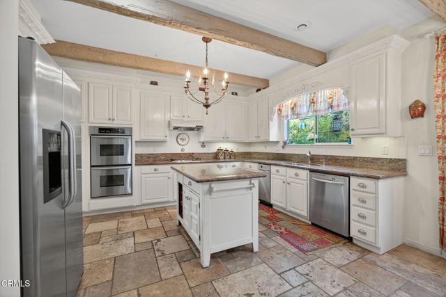 2314 Arcadian Shores Trail, Oxnard CA: https://media.crmls.org/mediaz/b6b4ea6d-bb6a-40b5-ba96-086d23bd710c.jpg
