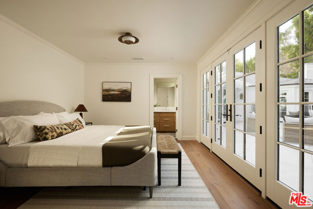 6 Bed Home for Sale in Los Angeles, California