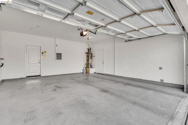 1124 Jonagold Way, Brentwood (CC) CA: https://media.crmls.org/mediaz/b6b5c1ee-c410-452f-8594-23aaf80ea28f.jpg