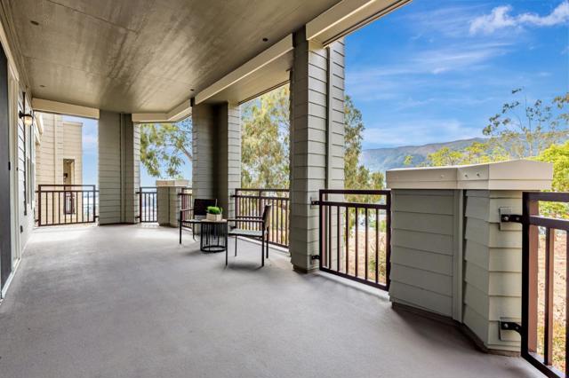 111 Cliff Swallow Court, Brisbane CA: https://media.crmls.org/mediaz/b6b68d70-cc30-4ddc-a152-754eb3eb998b.jpg