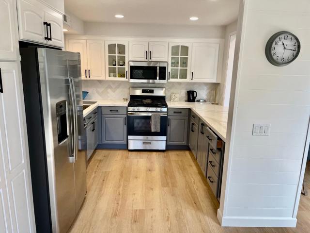 5525 Scotts Valley Drive, Scotts Valley CA: https://media.crmls.org/mediaz/b6b7aa49-33b9-45dd-8e3d-3ef059f42b53.jpg