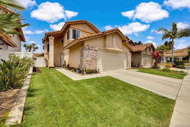 632 Paseo Rio, Vista CA: https://media.crmls.org/mediaz/b6b8d035-80a3-42d8-a071-afc6e511eaf8.jpg