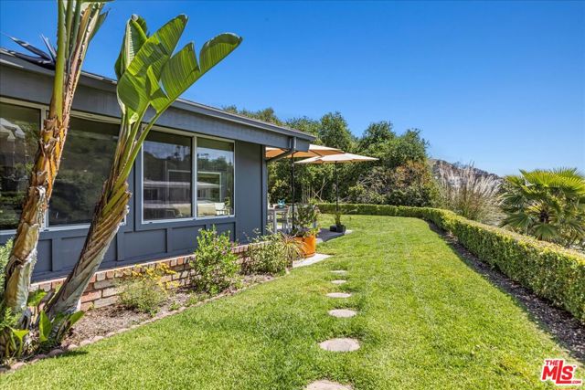 Drew Fenton | 16633 Bienveneda Place Pacific Palisades CA | MLS: 7170214