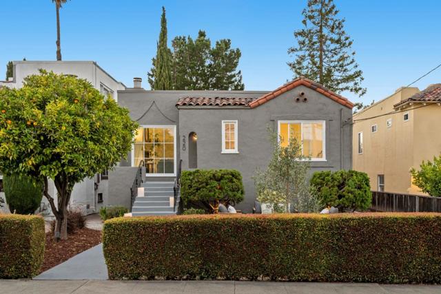 220 26th Avenue, San Mateo CA: https://media.crmls.org/mediaz/b6b9a1f5-dff3-4880-b7e1-bacf719d9def.jpg
